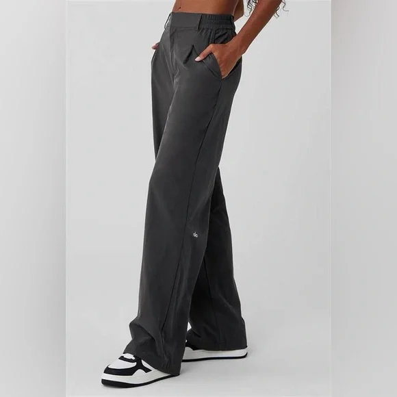 ALO Yoga Women's Gray Wide-Leg Pants - Picture 2 of 6